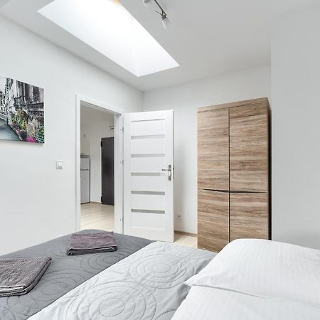 Toress Apartamenty Economy Szczecin Buitenkant foto